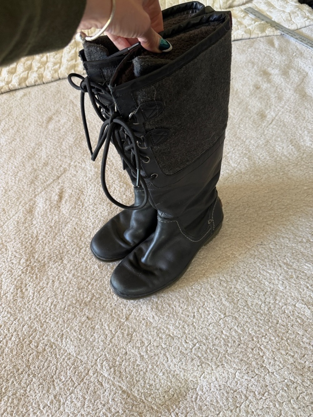 UGG Black Lace-Up Tall Elsa Wool Women's Riding Boots 8.5
